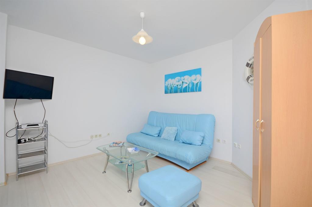 Apartments Branislav Rogoznica  Extérieur photo