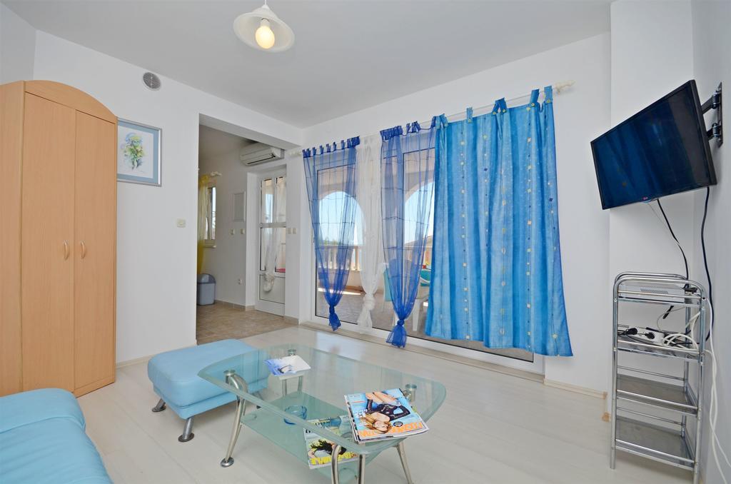 Apartments Branislav Rogoznica  Extérieur photo