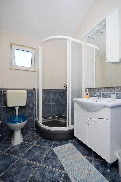 Apartments Branislav Rogoznica  Extérieur photo